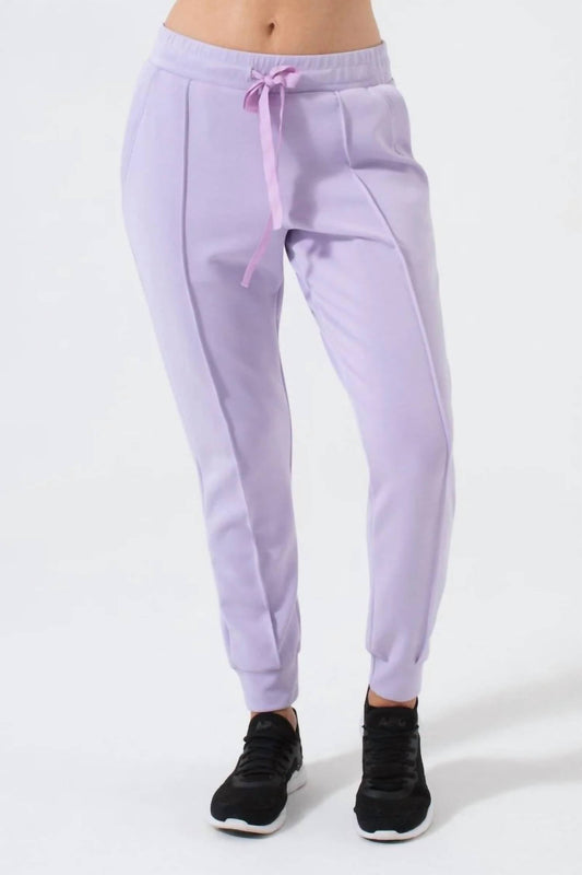 Active Sleek Jogger In Lilac