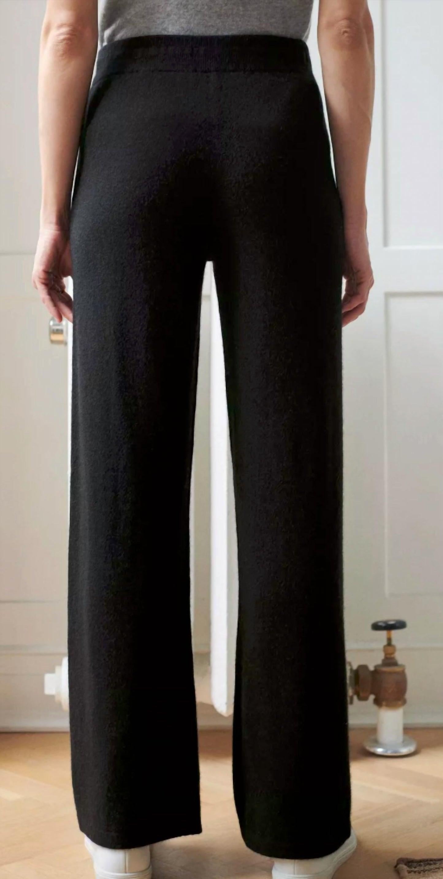 Cashmere Wide Leg Pant In Black