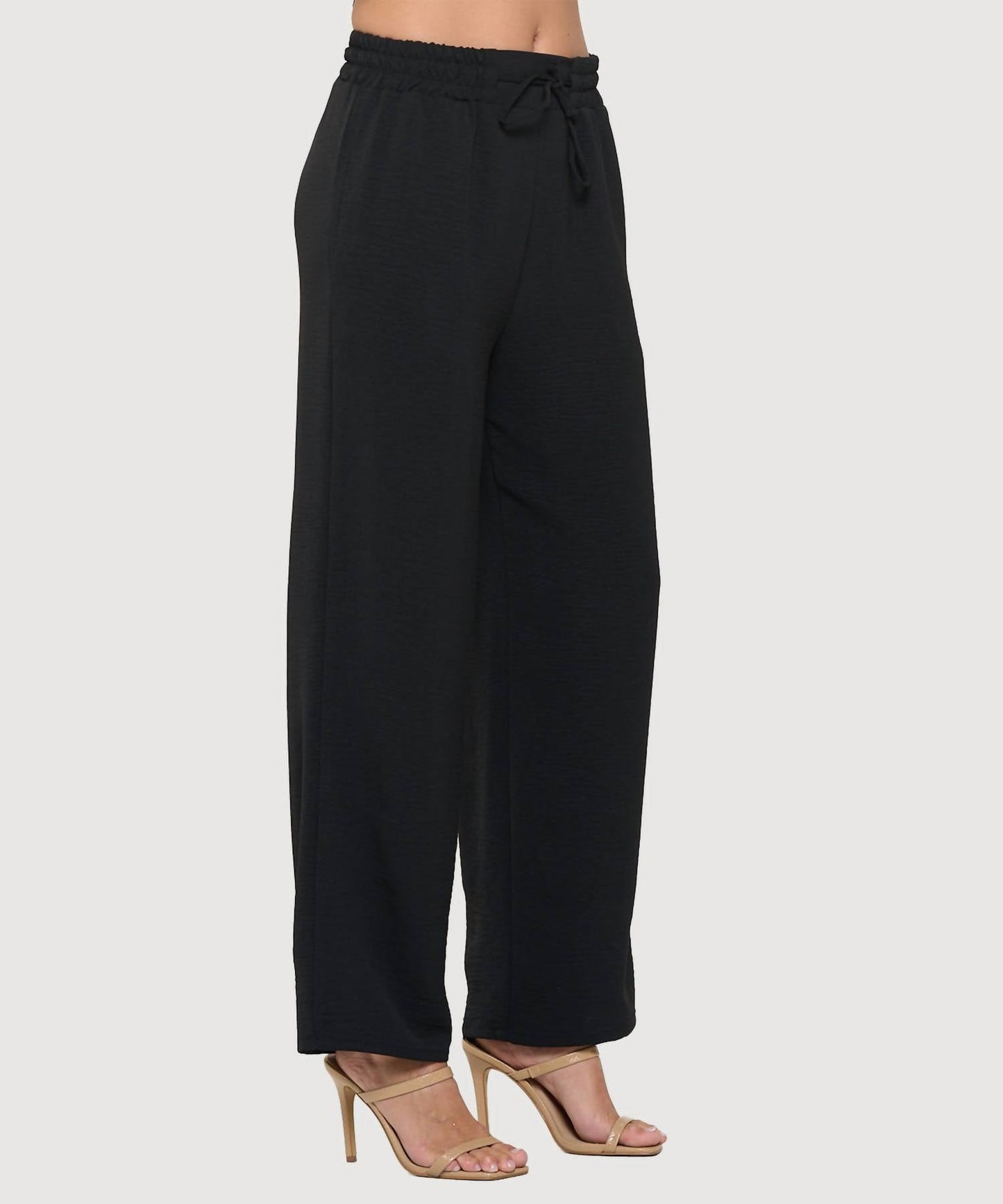 Airflow Straight Leg Pants In Black