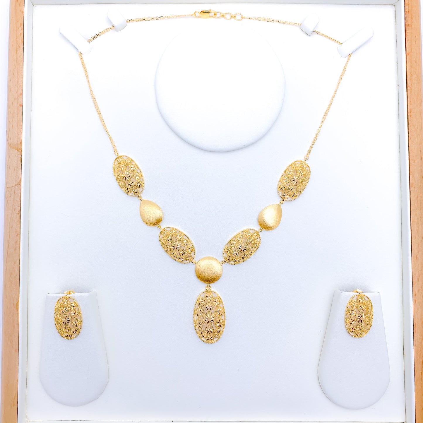 Exclusive Two Chain Necklace Set