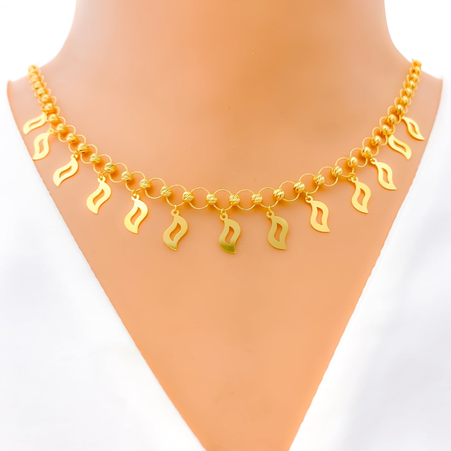 Delicate Leaf Charm 22K Gold Necklace Set