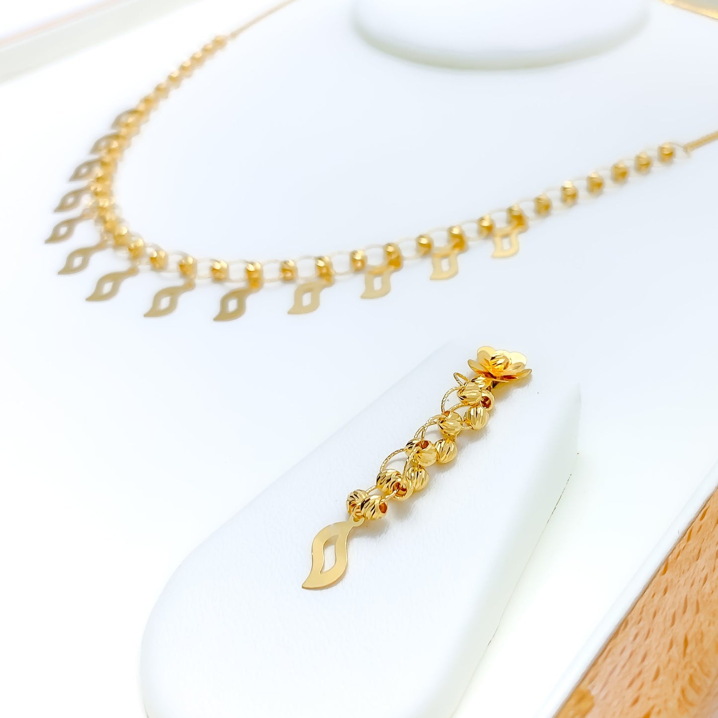 Delicate Leaf Charm 22K Gold Necklace Set