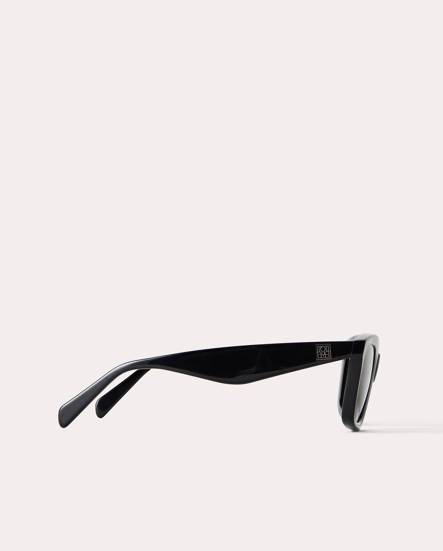 THE CLASSICS SUNGLASSES / BLACK