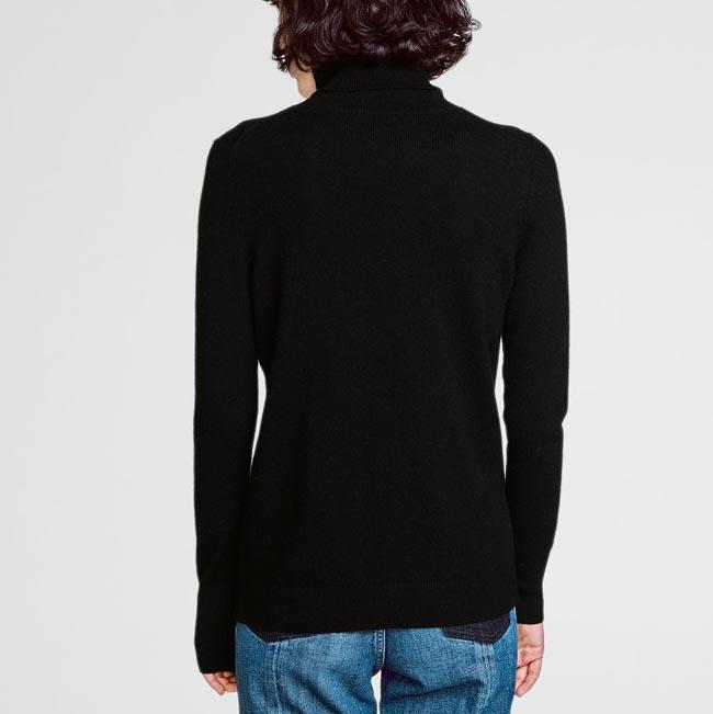 Essential Turtleneck (Black)